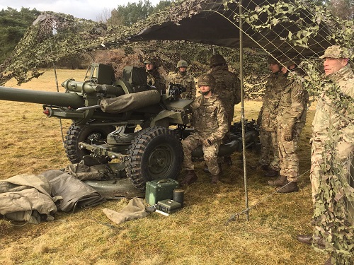 HAC Regiment with artillery