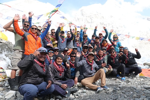 Cavalry mounted Special Constables on guard